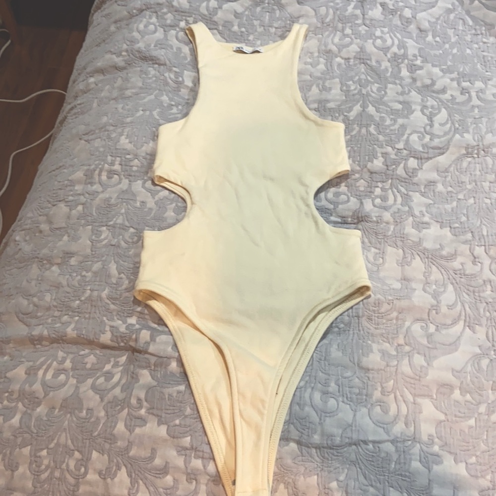 Zara cut out bodysuit